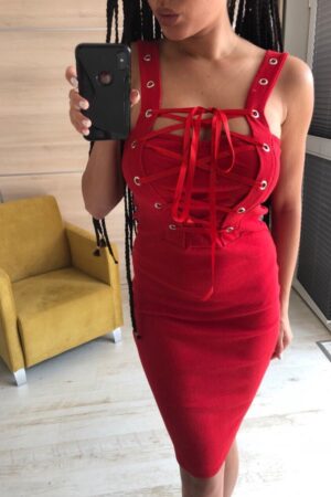 Дамска рокля с връзки и капси в цвят червен код R0001/2