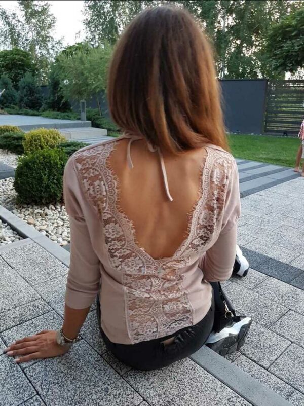 Дамска блуза с дантела на гърба код