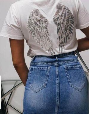 Дамска тениска с криле от паети цвят бяло код T0021