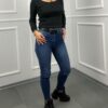 Дамски тесни дънки в син цвят код D0038