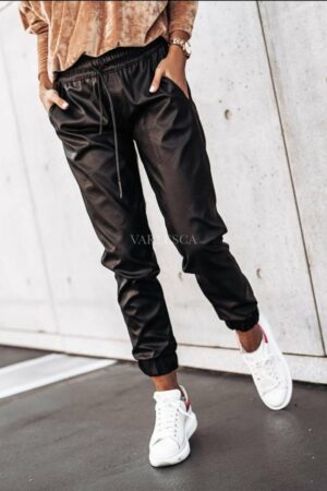 Дамски панталон от еко кожа в черен цвят код D0050-1