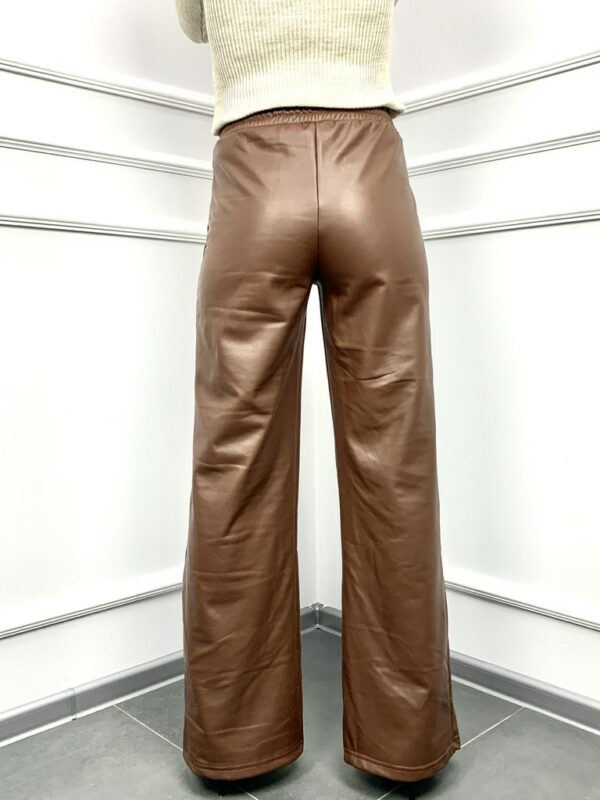 Дамски широк панталон от еко кожа в кафяв цвят код PN0002-4