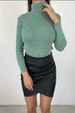 Дамски пуловер с поло яка PL0012-16