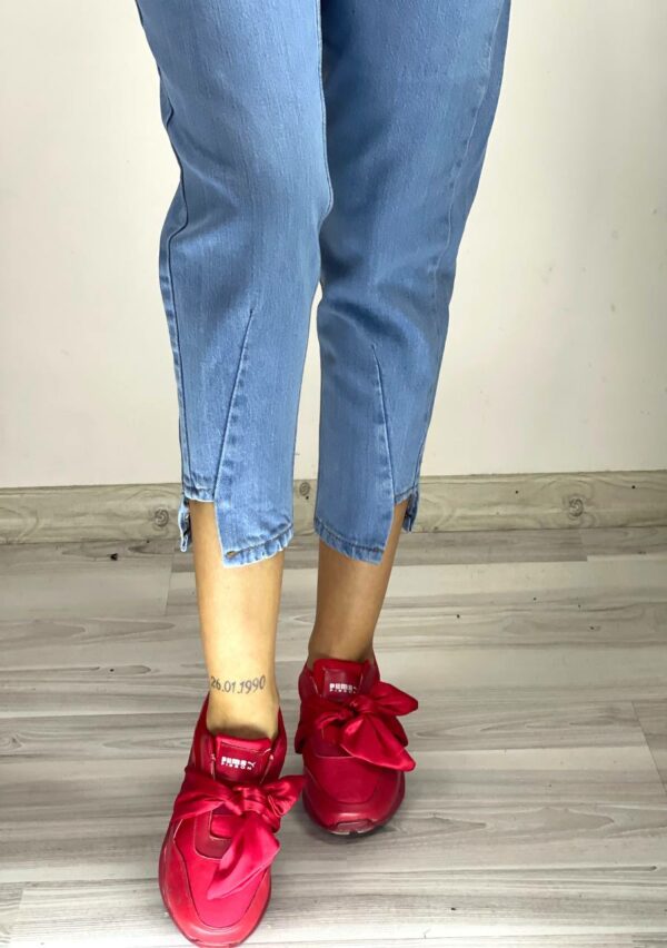 High rise Mom jeans DN0028