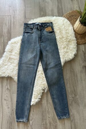 Дамски дънки SLIM DN0088
