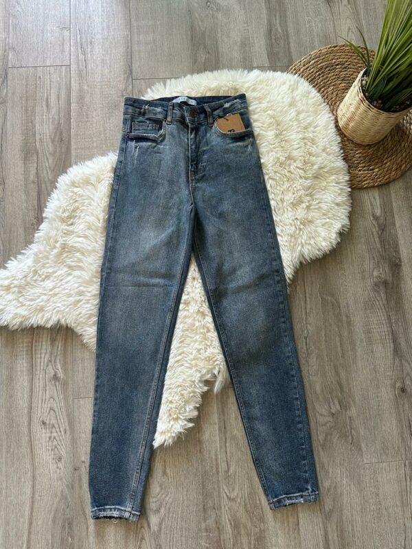 Дамски дънки SLIM DN0088