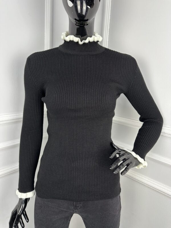 Дамски пуловер PL0069