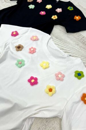 Дамска тениска с цветя T0415