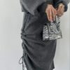 Дамски комплект пола и блуза сив ED0486 - Image 2