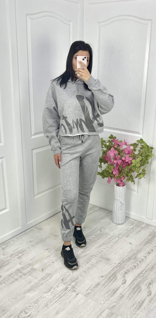 Дамски спортен ватиран комплект сив ED0469-2 - Image 3