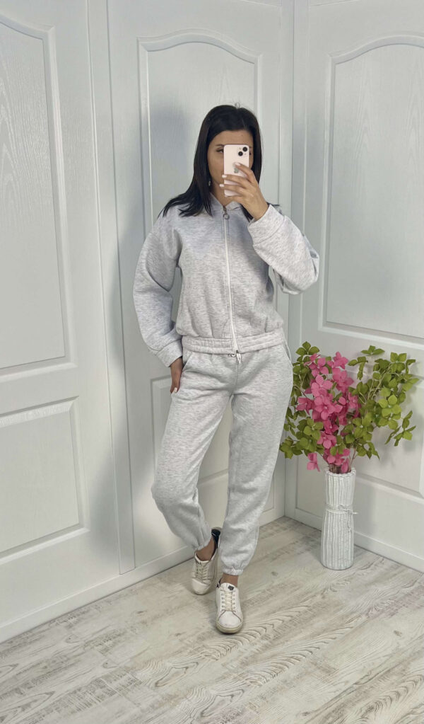 Дамски спортен ватиран комплект сив ED0480-2 - Image 2